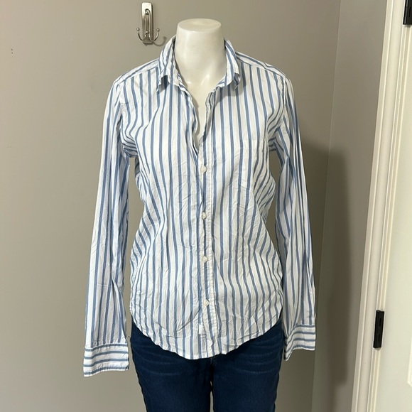 Frank and Eileen Barry Relaxed Crinkle Button Up Shirt White Blue Pinstripe Sz S - Picture 2 of 12
